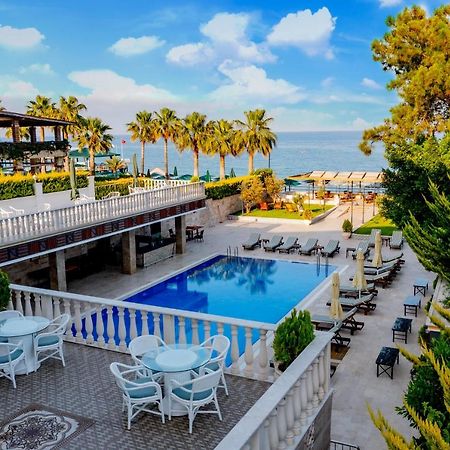La Hoya Beach Hotel Белдиби Екстериор снимка