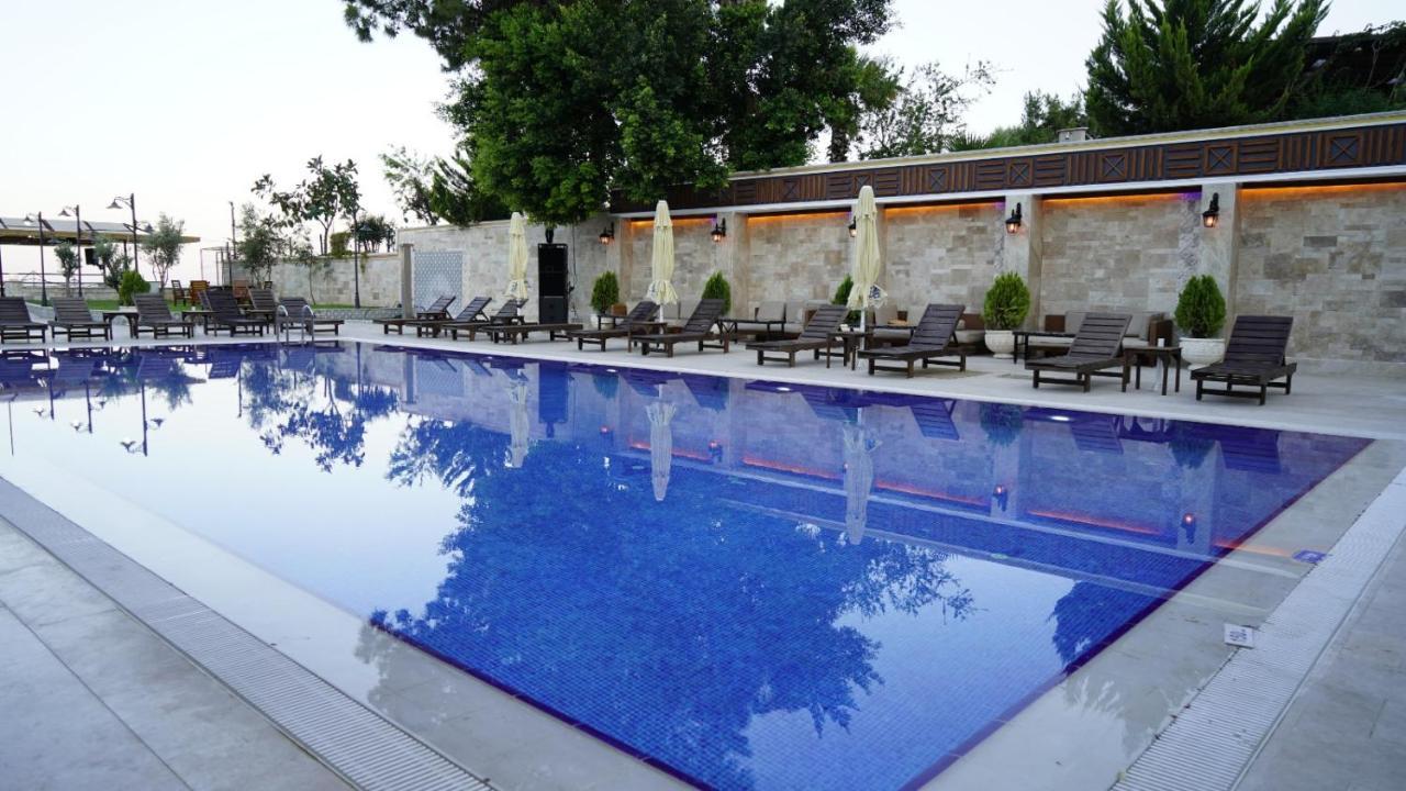 La Hoya Beach Hotel Белдиби Екстериор снимка