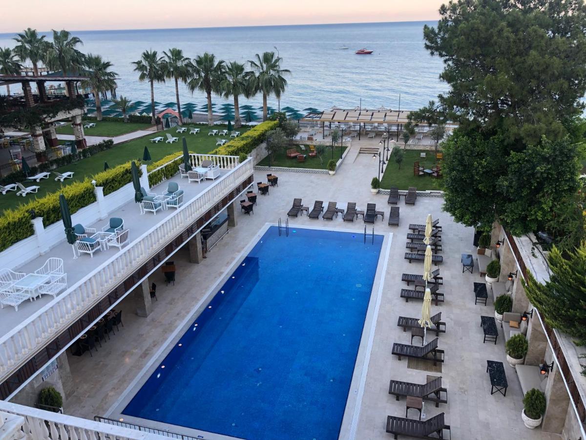 La Hoya Beach Hotel Белдиби Екстериор снимка