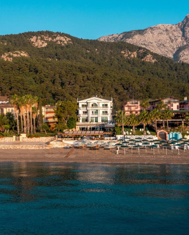 La Hoya Beach Hotel Белдиби Екстериор снимка