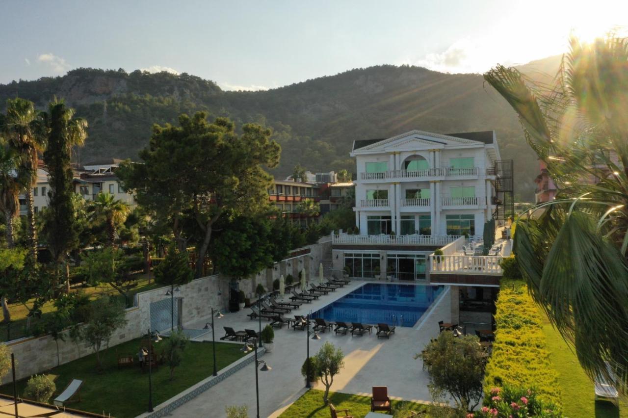 La Hoya Beach Hotel Белдиби Екстериор снимка