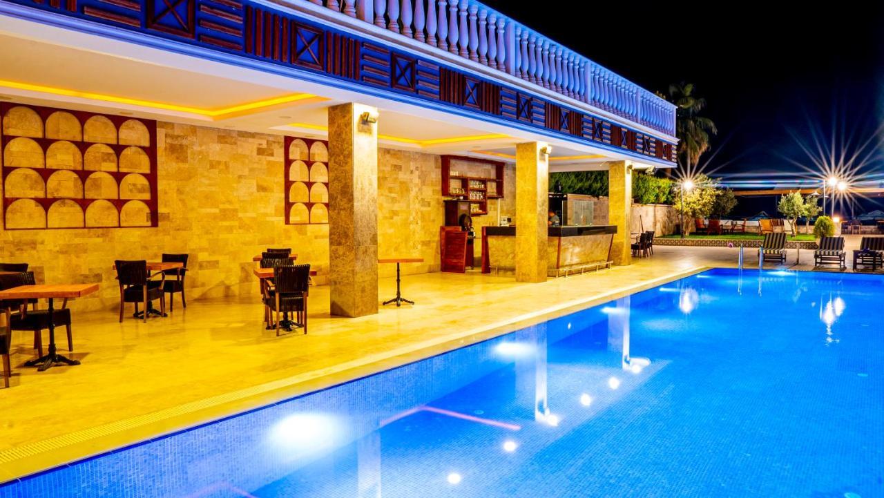 La Hoya Beach Hotel Белдиби Екстериор снимка