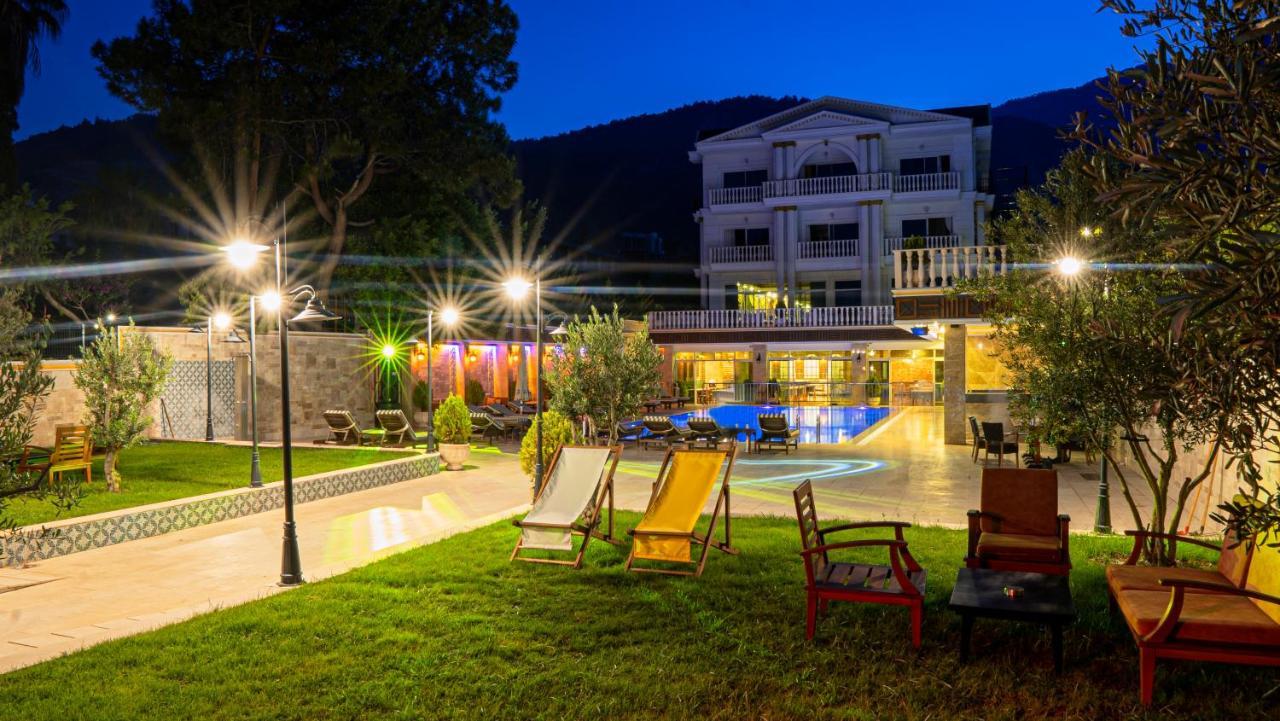 La Hoya Beach Hotel Белдиби Екстериор снимка